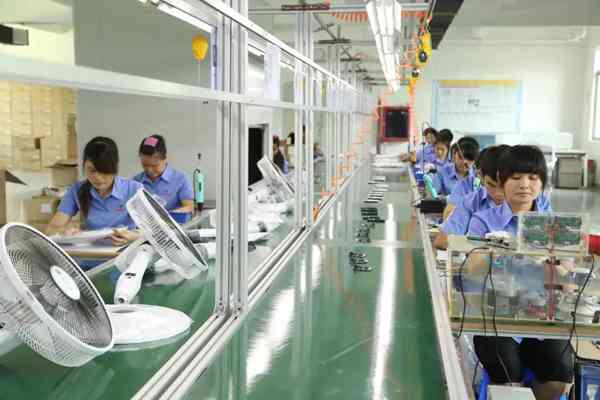 Let's go to the fan assembly line to see how